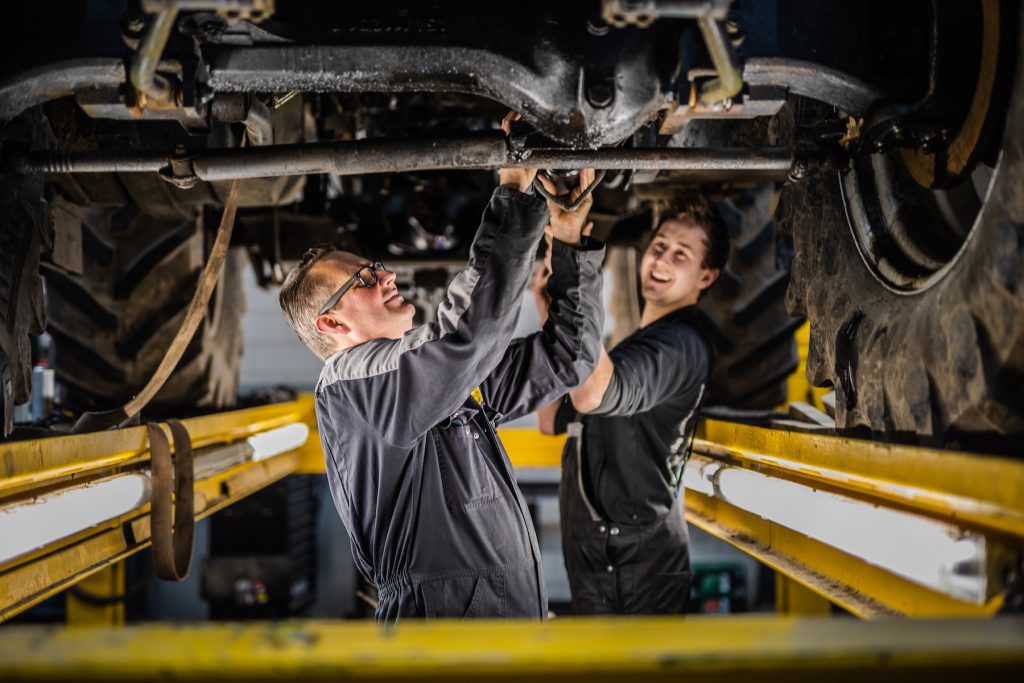 Kom werken bij het team van Bouwmachines Midden Nederland